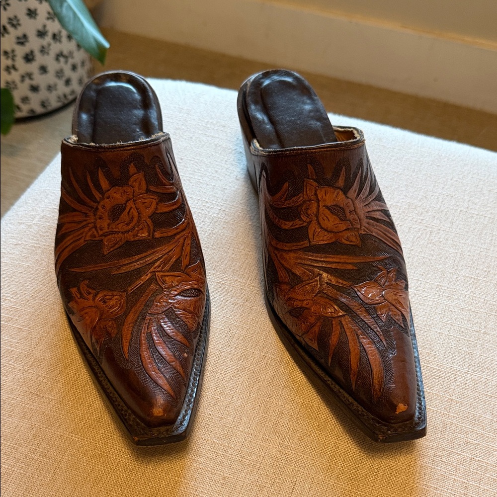 Brown Leather Woman’s Shoes